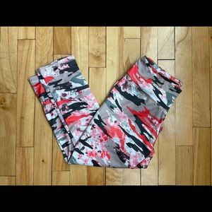 Kristin Nicole athletic pants. Size small